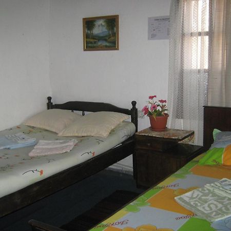 The Old House Guest House Obedinenie Room photo